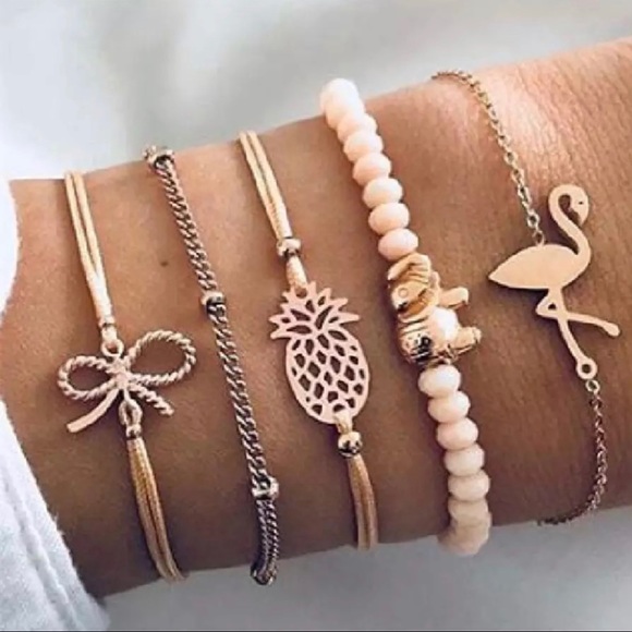 Urban Outfitters Jewelry - 3/$30 💛 Round Stone Tassel Bracelet set
